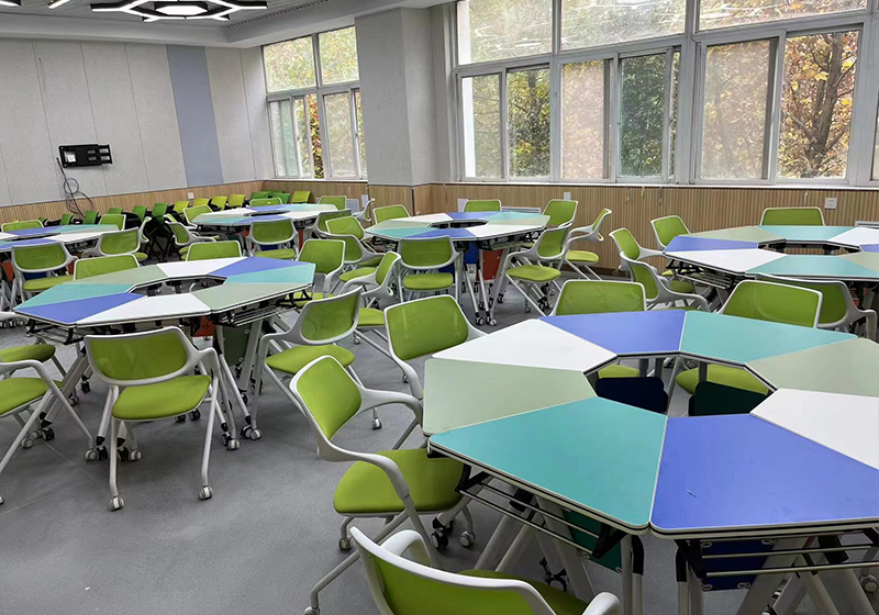 Five Ideas to Maximize Classroom Space with an Engaging Design